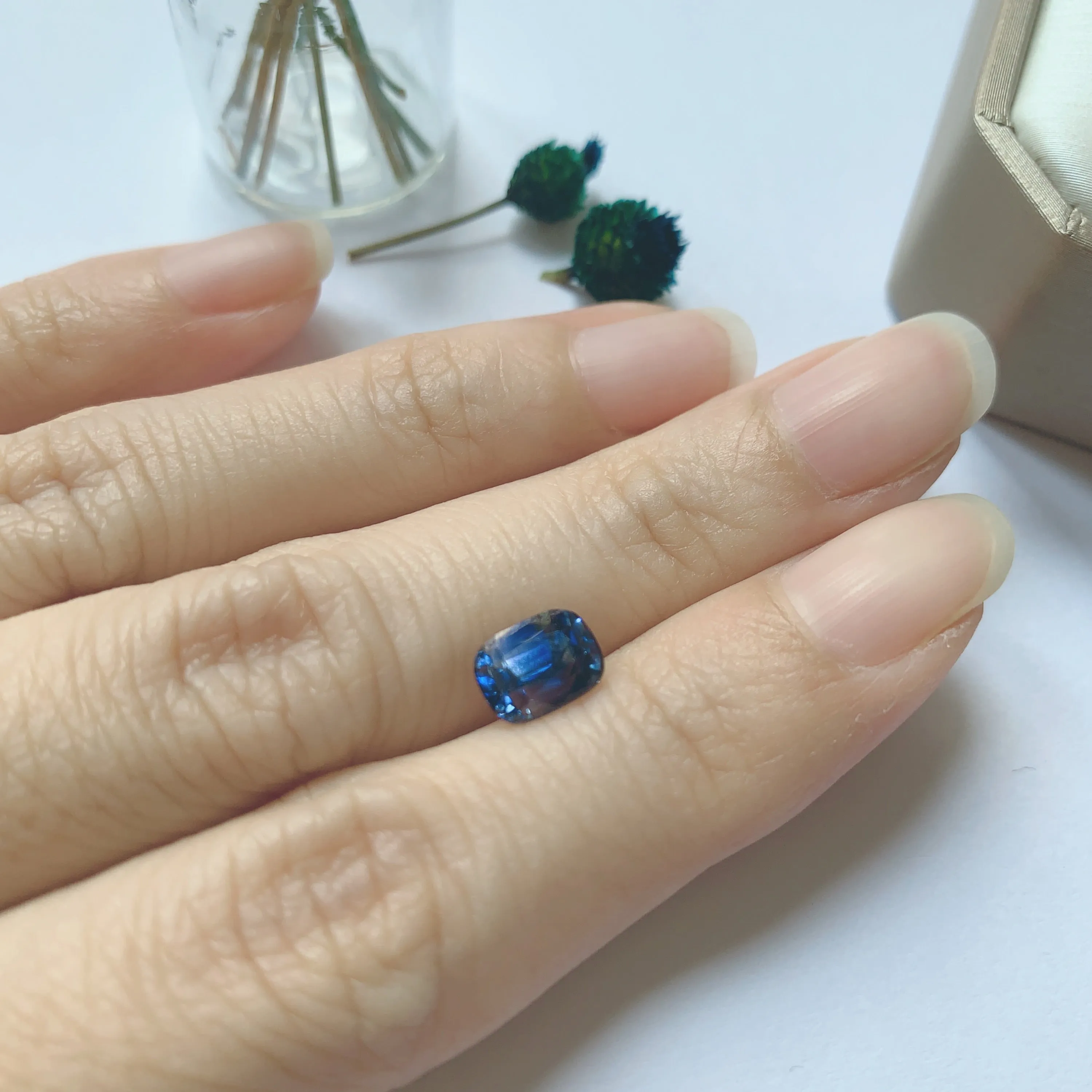 2.21ct Cushion Natural Blue Sapphire No.12010