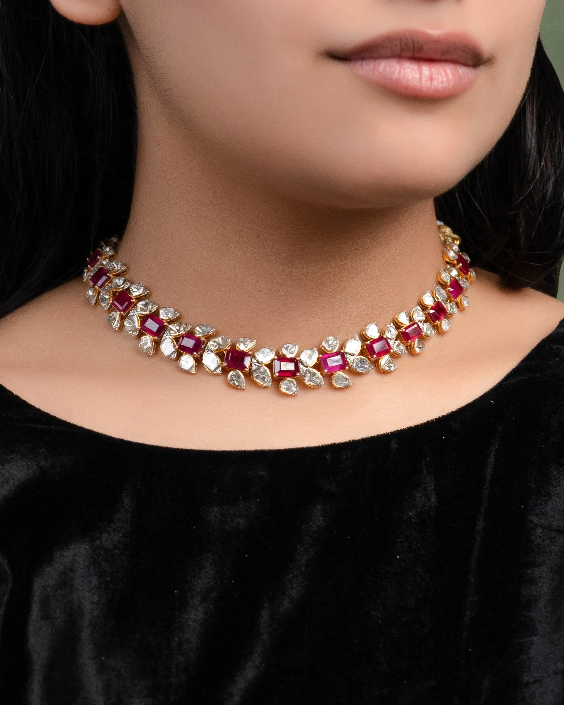 Aesha Polki And Diamond Choker