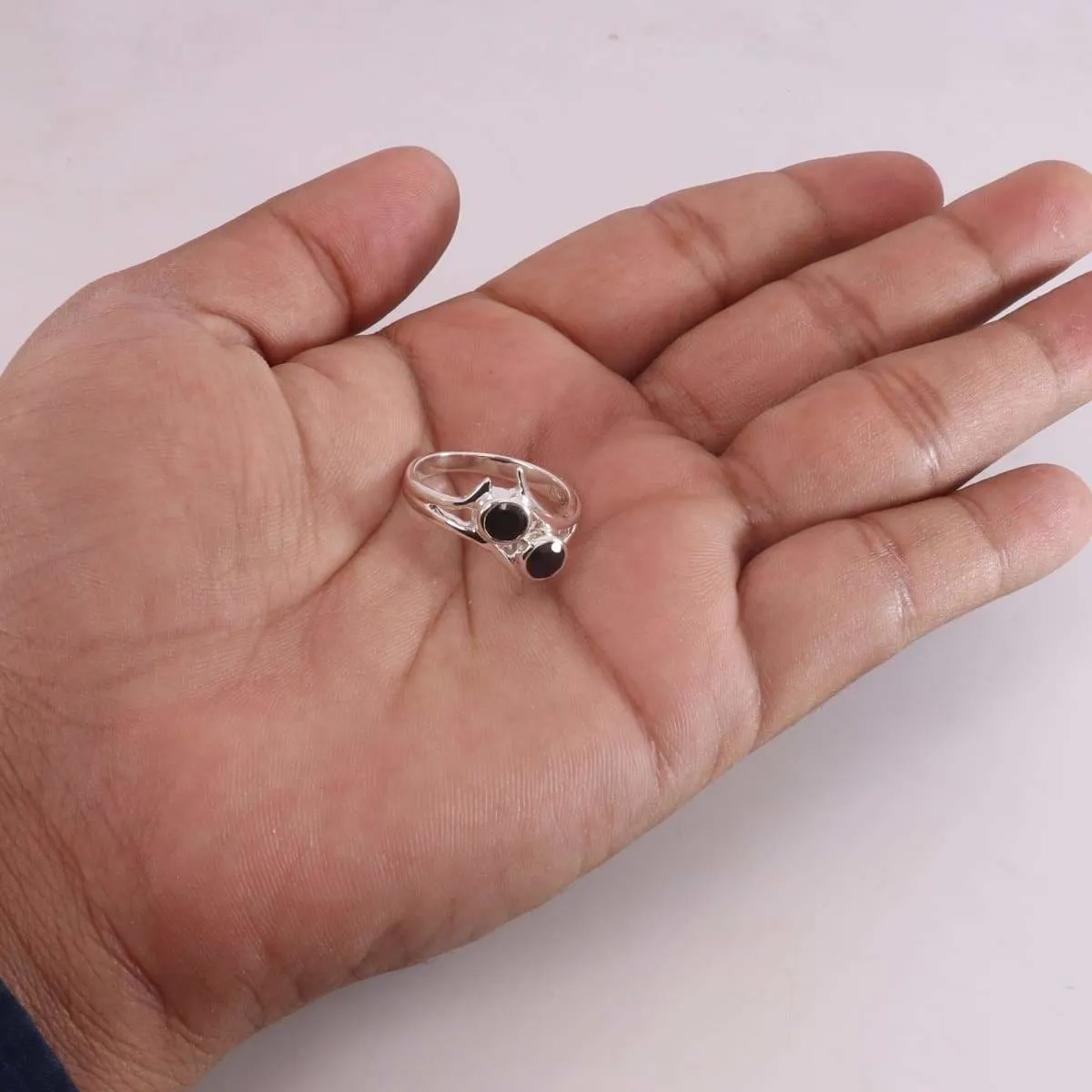 Black Onyx Ring,Gemstone Ring,925 Sterling Silver Ring,Stacking Onyx Ring,Birthstone Ring,Healing Gemstone Ring