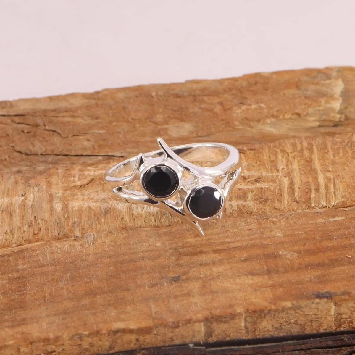 Black Onyx Ring,Gemstone Ring,925 Sterling Silver Ring,Stacking Onyx Ring,Birthstone Ring,Healing Gemstone Ring