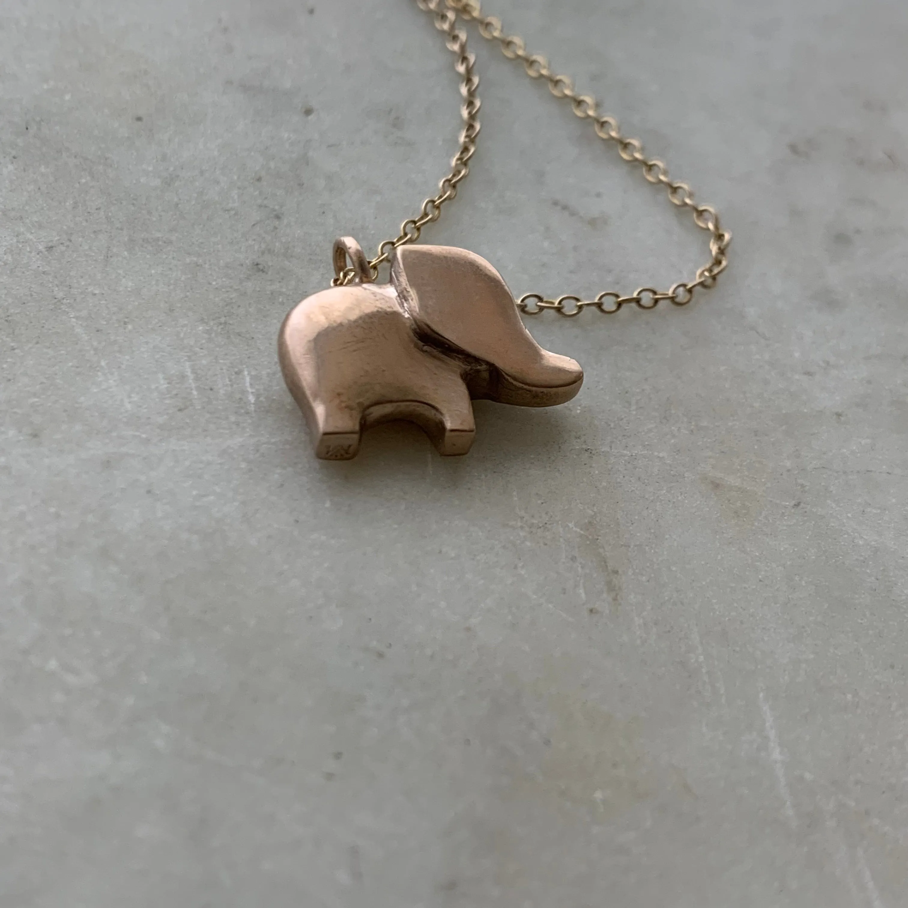ELEPHANT PENDANT