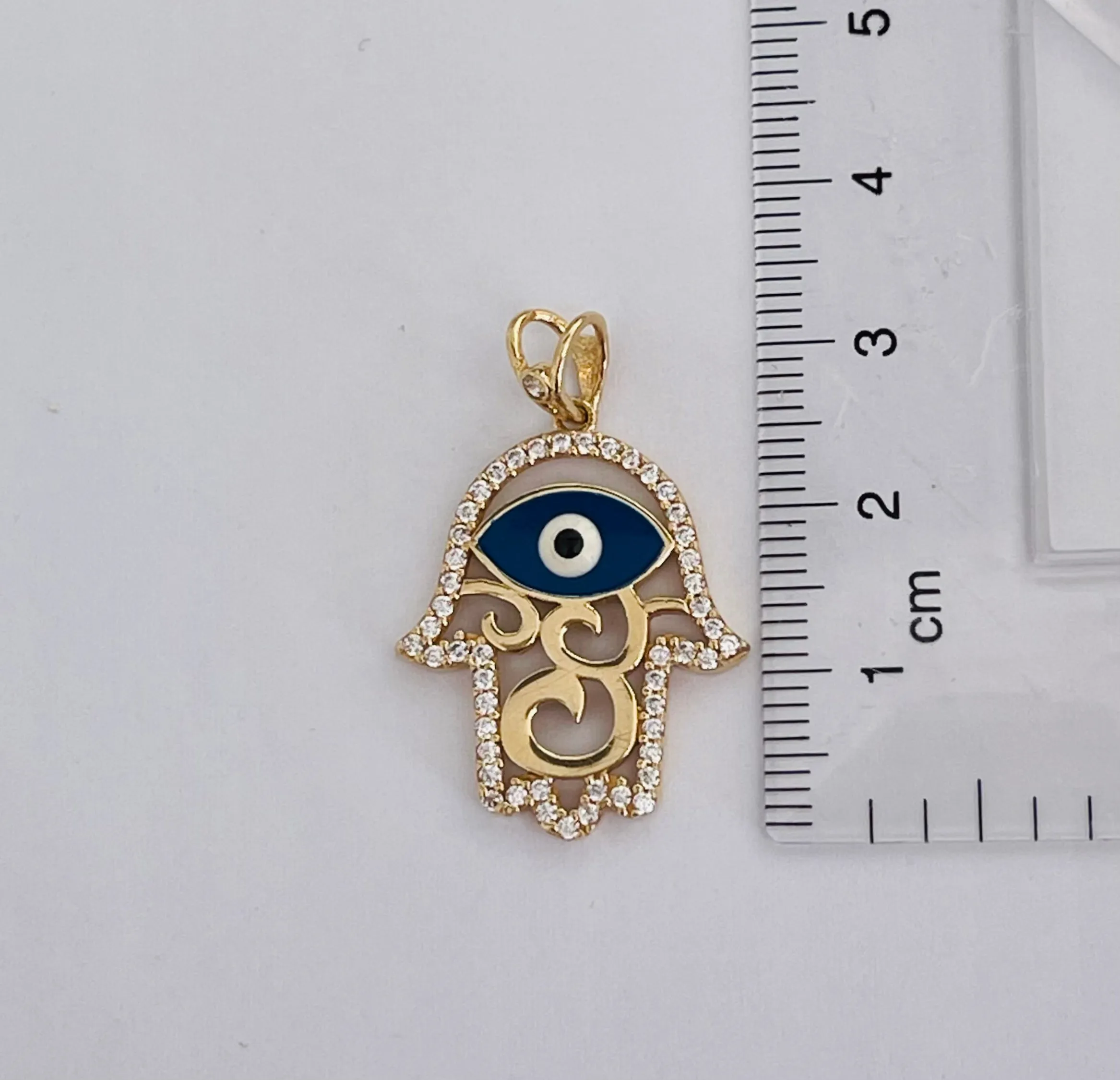 Hamssa with eye pendant