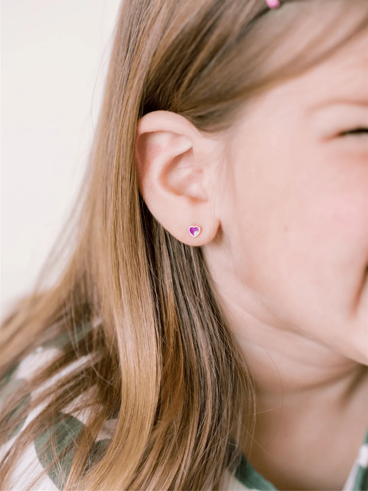 Kid Enamel Heart Stud Earrings 14K