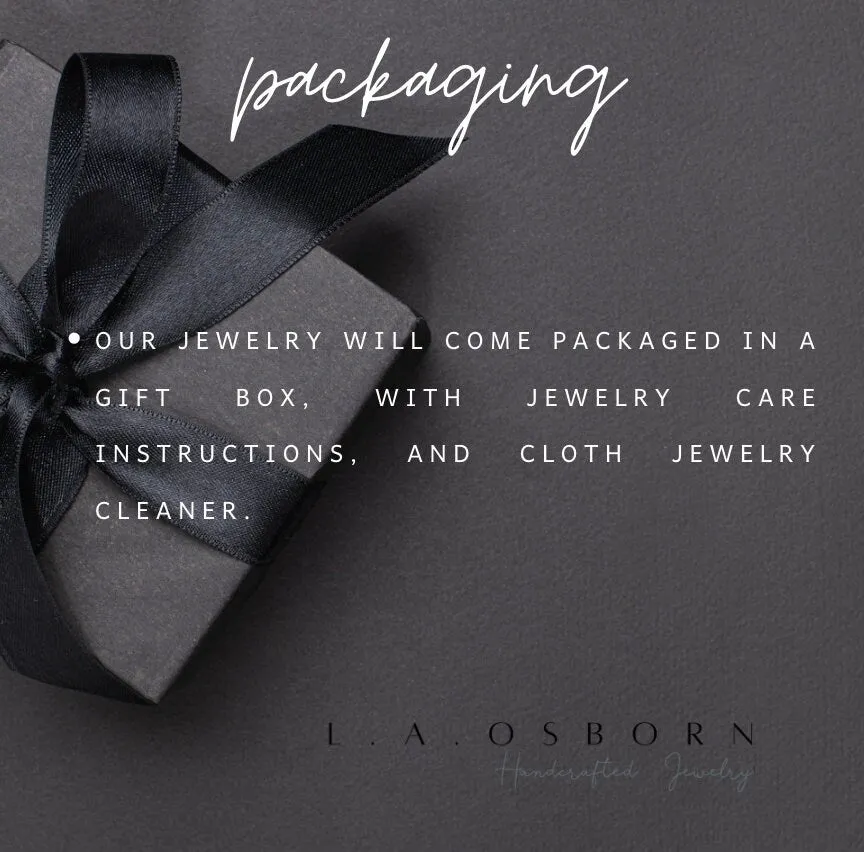 Elegant Linked Pendant Necklace