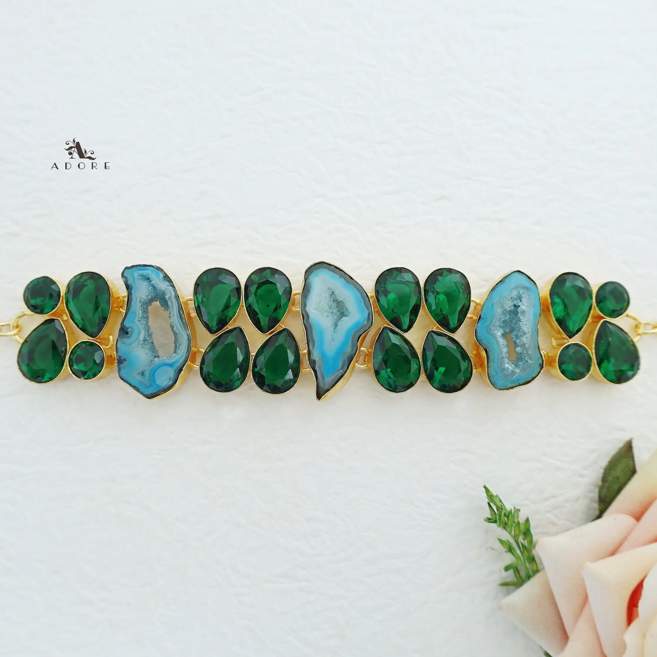 Ryana Agate Stone   Glossy Choker