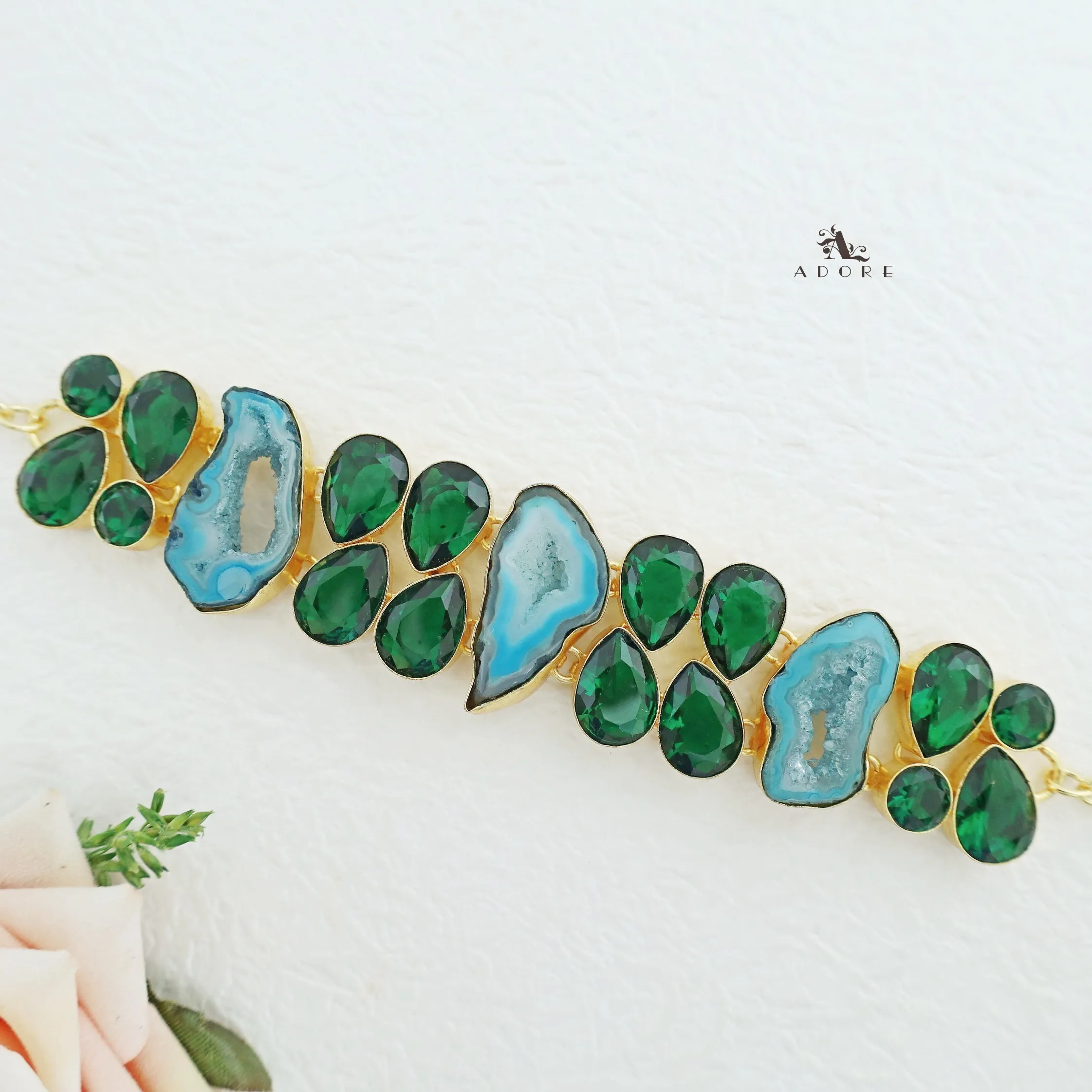 Ryana Agate Stone   Glossy Choker